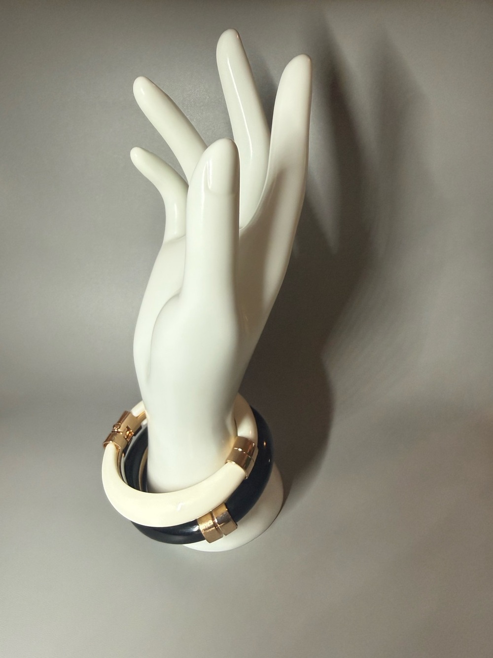 Classic Black and White Resin Bangle Set